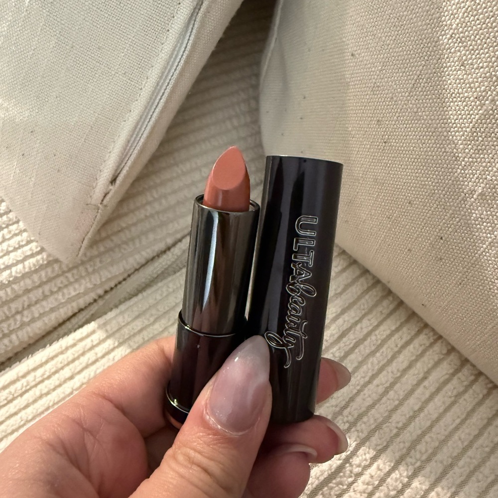 Matte Lipstick